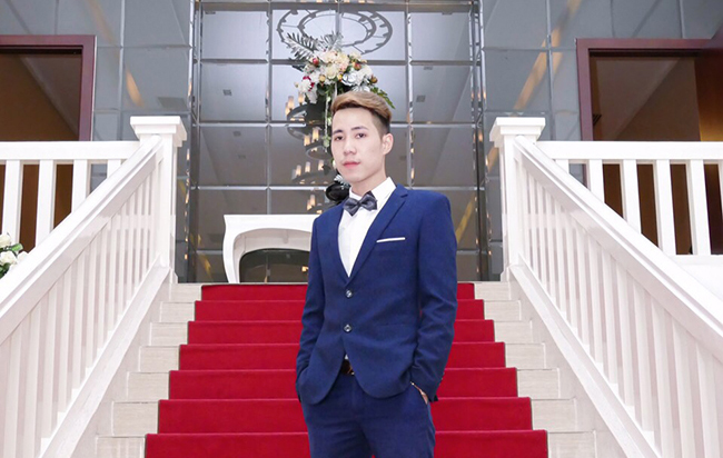 Tiến Tũn – Chàng trai 9x “mồ côi” thành công trong kinh doanh mỹ phẩm Nelly.P