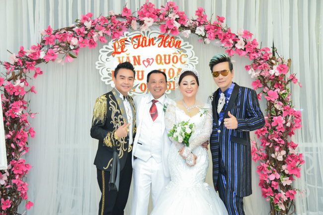 Nam vương Nguyễn Hùng cùng Huy Hoàng mừng tân hôn của nữ doanh nhân Quốc Hòa