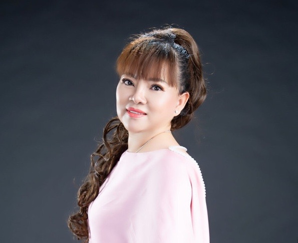 CEO “quyền lực” Hồ Thanh Hương nhận vai trò ghế nóng cuộc thi Vietnam Top Fashion and Hair 2020