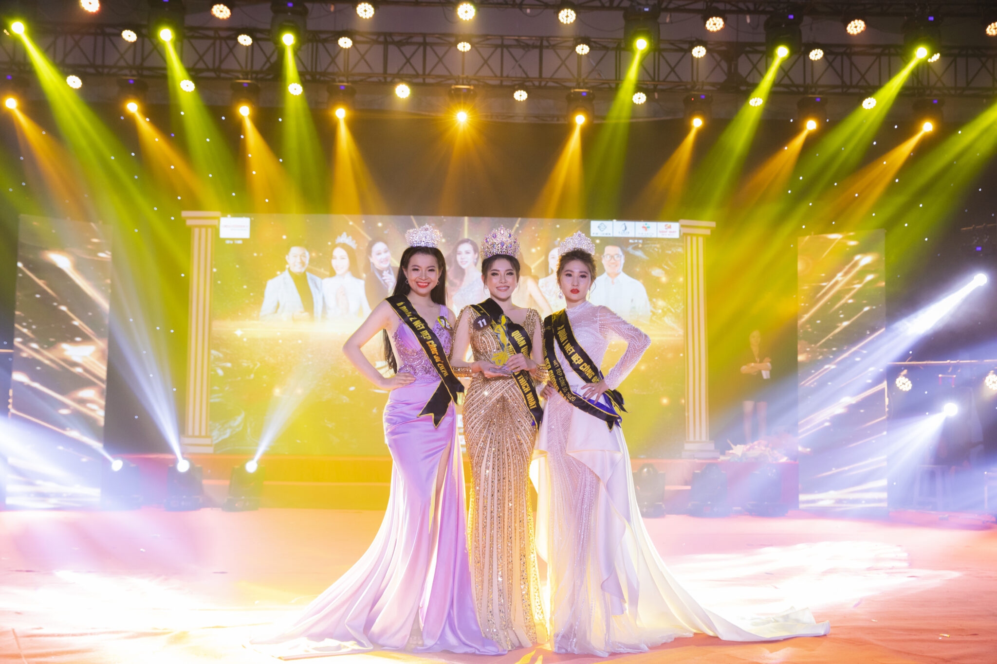 Đương kim Quán Quân Nét Đẹp Công Sở 2020 gọi tên thí sinh Bùi Kim Thảo