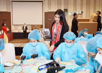 Master Linh Tây giám khảo của Beauty Jet từng từ bỏ công việc Ngân Hàng