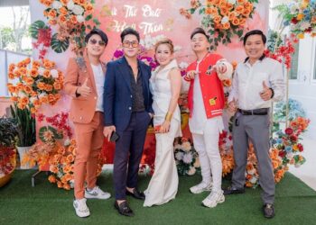 Hoa hậu Thanh Thuý tổ chức tiệc cho cháu nội quậy tưng với dàn MoTo siêu khủng